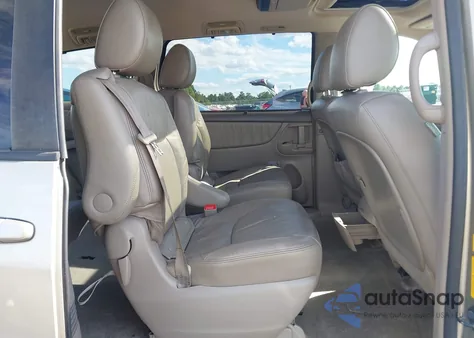 2010 Toyota Sienna Xle z USA, uszkodzony, nr VIN 5TDYK4CC5AS307821